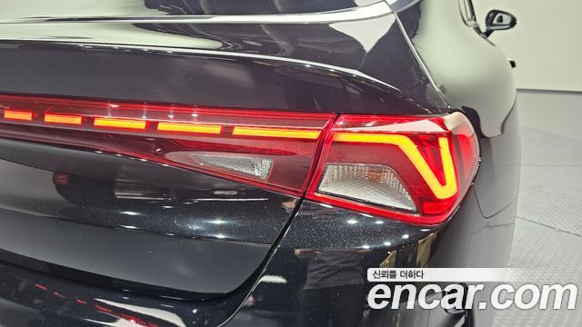 Kia K5 (III) 2.0 Signature 2023 — фото 23