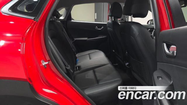Hyundai Kona Gasoline 2.0 2WD Smart 2021 — фото 11