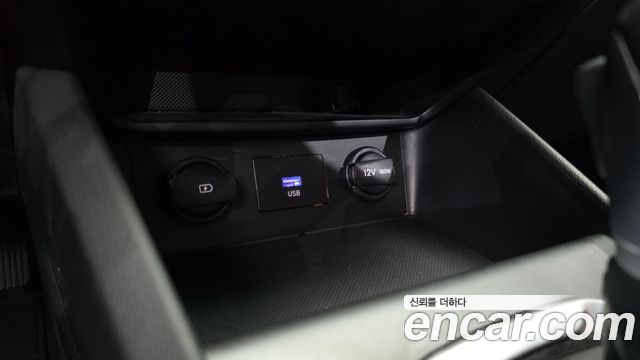Hyundai Kona Gasoline 2.0 2WD Smart 2021 — фото 30