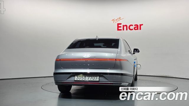 Hyundai Grandeur (GN7) 3.5 LPG 2WD (Taxi) Deluxe 2023 — фото 4
