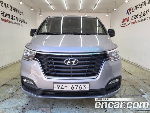 Hyundai Grand Starex Van 3-Seater Smart 2021 — фото 2
