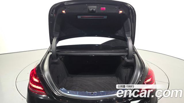 Mercedes-Benz S-Class (W222) Maybach S560 4MATIC 2019 — фото 20