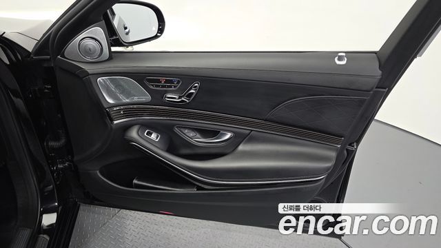 Mercedes-Benz S-Class (W222) Maybach S560 4MATIC 2019 — фото 24