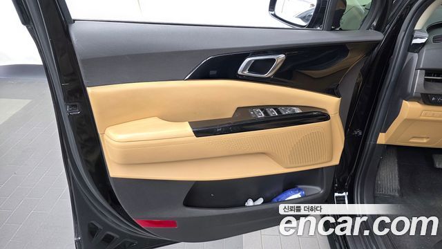 Kia Carnival (IV) Gasoline 7-Seater Noblesse 2021 — фото 24