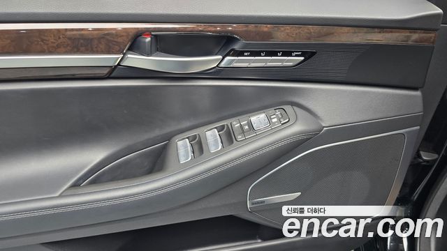 Genesis EQ900 3.3 T-GDI Luxury 2016 — фото 17