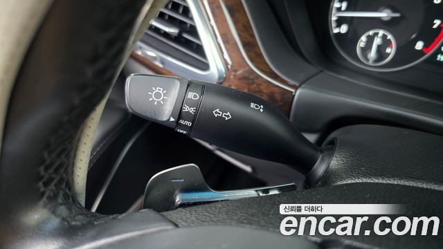 Genesis EQ900 3.3 T-GDI Luxury 2016 — фото 18