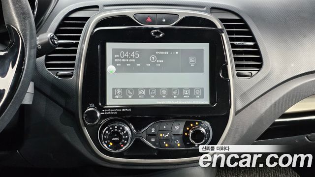 Renault Korea QM3 LE 2016 — фото 14