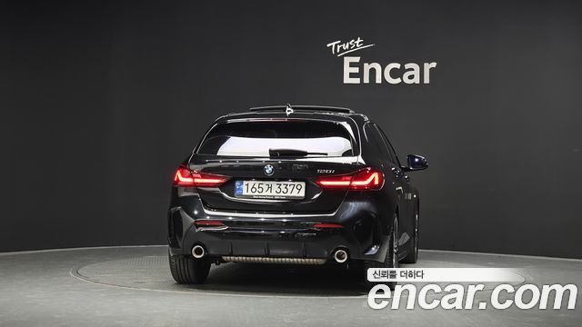 BMW 1 Series (F40) 120i M Sports 2023 — фото 4