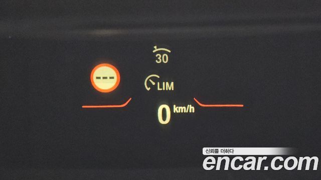 BMW 1 Series (F40) 120i M Sports 2023 — фото 19
