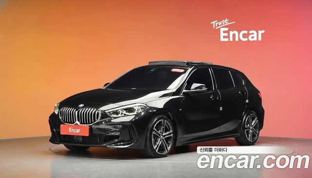 BMW 1 Series (F40) 120i M Sports 2023 — фото 1