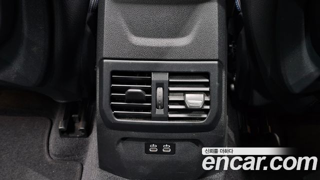 BMW 1 Series (F40) 120i M Sports 2023 — фото 32