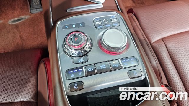 Genesis G90 (RS4) Gasoline 3.5 Turbo AWD 2023 — фото 28