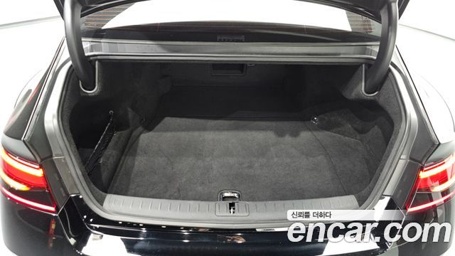Genesis G90 (RS4) Gasoline 3.5 Turbo AWD 2023 — фото 29