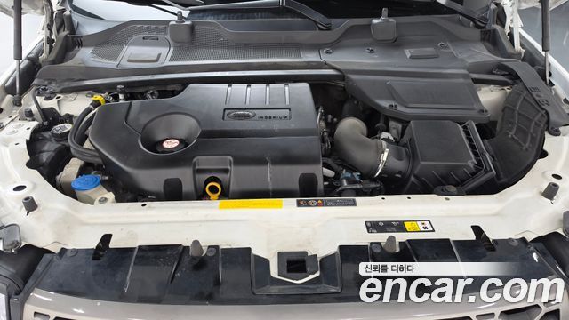 Land Rover Discovery Sport 2.0 TD4 SE 2018 — фото 6