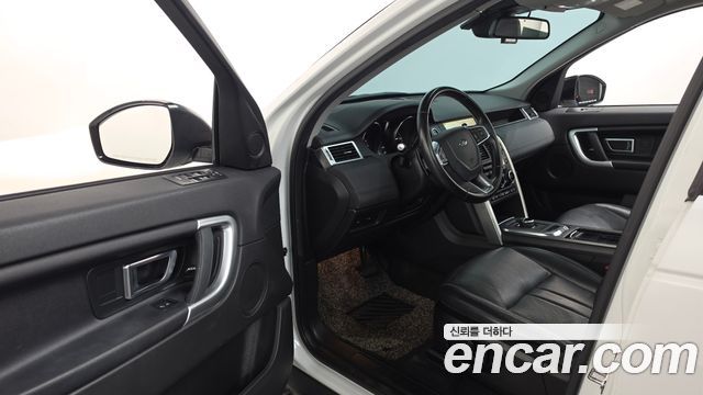 Land Rover Discovery Sport 2.0 TD4 SE 2018 — фото 10