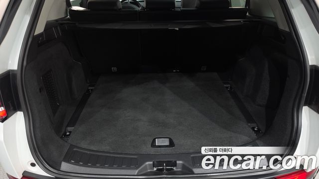 Land Rover Discovery Sport 2.0 TD4 SE 2018 — фото 19