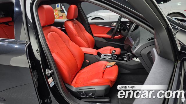 BMW 1 Series (F40) 118d M Sport 2021 — фото 11