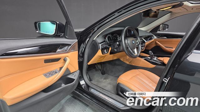 BMW 5 Series (G30) 520d Luxury Special Edition 2018 — фото 10