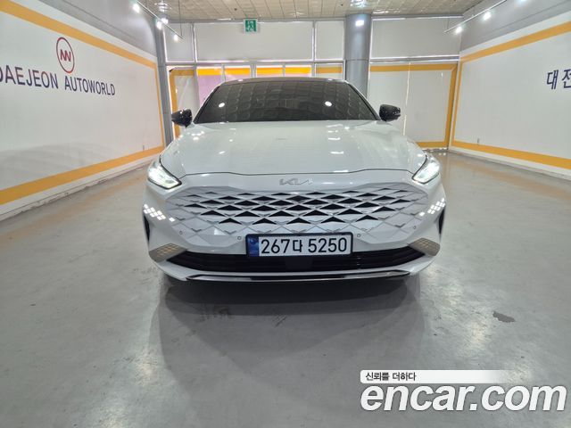 Kia K8 Hybrid Signature