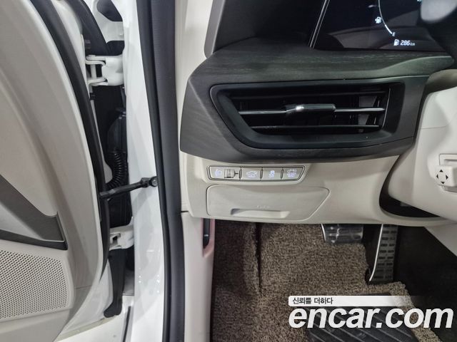 Kia K8 Hybrid Signature 2023 — фото 16