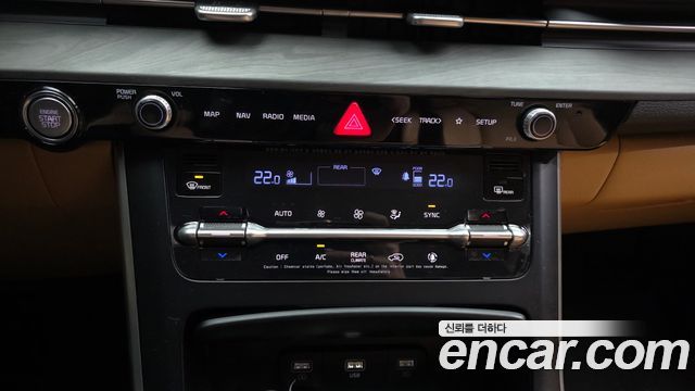 Kia Carnival (IV) Diesel 9-Seater Prestige 2023 — фото 17