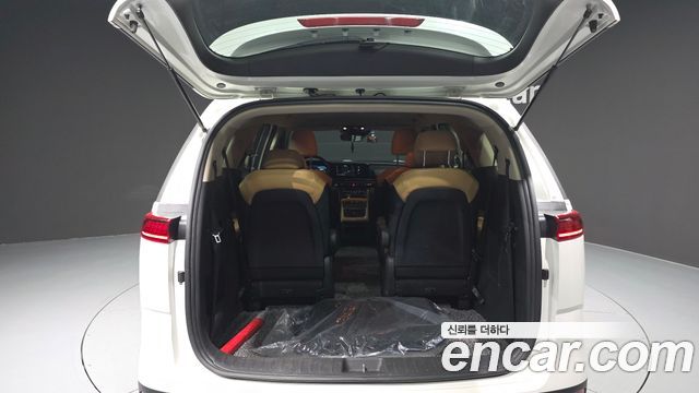 Kia Carnival (IV) Diesel 9-Seater Prestige 2023 — фото 20