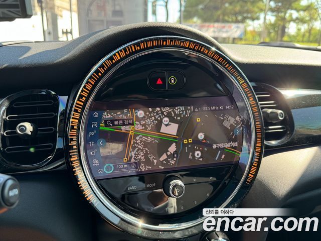 MINI Cooper S Classic Launch Pack Third Generation 2022 — фото 16