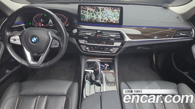 BMW 5 Series (G30) 520i Luxury 2023 — фото 7