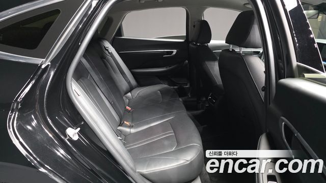Hyundai Sonata The Edge (DN8) 1.6 Turbo Exclusive 2024 — фото 12