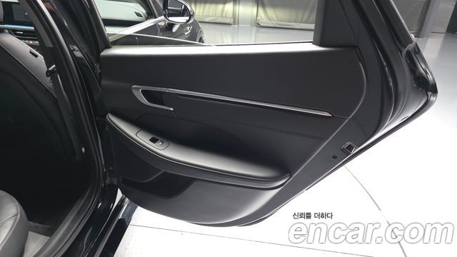 Hyundai Sonata The Edge (DN8) 1.6 Turbo Exclusive 2024 — фото 25