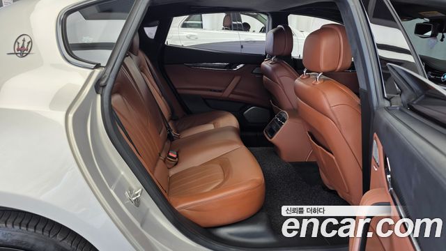 Maserati Quattroporte GTS 3.8 V8 2015 — фото 12