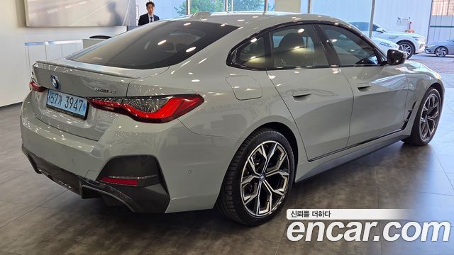 BMW i4 eDrive40 M Sports Pro 2023 — фото 2