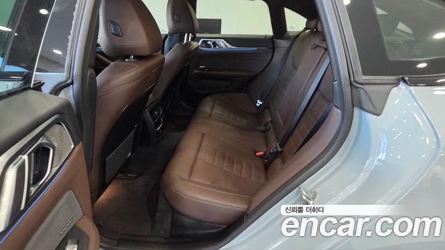 BMW i4 eDrive40 M Sports Pro 2023 — фото 15
