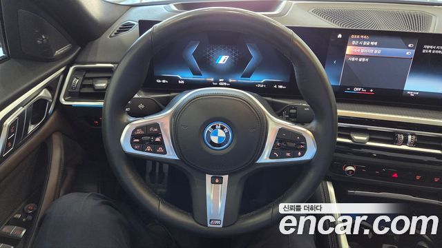 BMW i4 eDrive40 M Sports Pro 2023 — фото 16