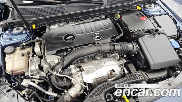 Mercedes-Benz CLA-Class (C118) CLA250 4MATIC 2023 — фото 6
