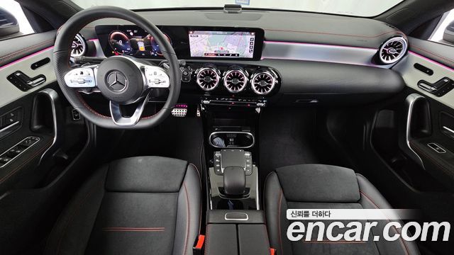 Mercedes-Benz CLA-Class (C118) CLA250 4MATIC 2023 — фото 7