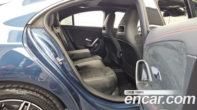 Mercedes-Benz CLA-Class (C118) CLA250 4MATIC 2023 — фото 12