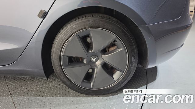 Tesla Model 3 Standard Range Plue RWD 2021 — фото 21
