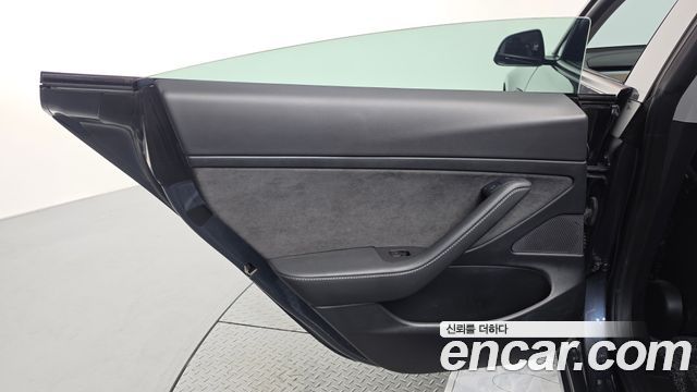 Tesla Model 3 Standard Range Plue RWD 2021 — фото 25