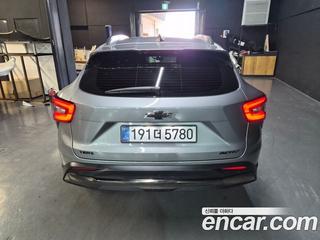 Chevrolet Trax Crossover 1.2 ACTIV 2025 — фото 3