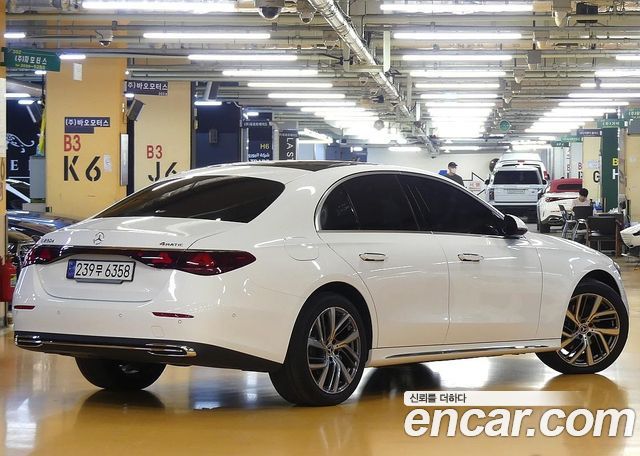 Mercedes-Benz E-Class (W214) E220d 4MATIC Exclusive 2024 — фото 2