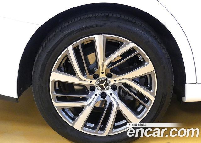 Mercedes-Benz E-Class (W214) E220d 4MATIC Exclusive 2024 — фото 5