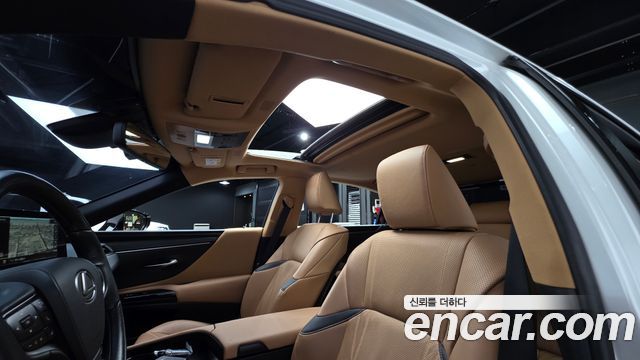 Lexus ES300h (VII) Luxury Plus 2023 — фото 21