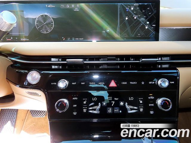 Genesis G80 (RG3) Gasoline 2.5 Turbo AWD 2025 — фото 17