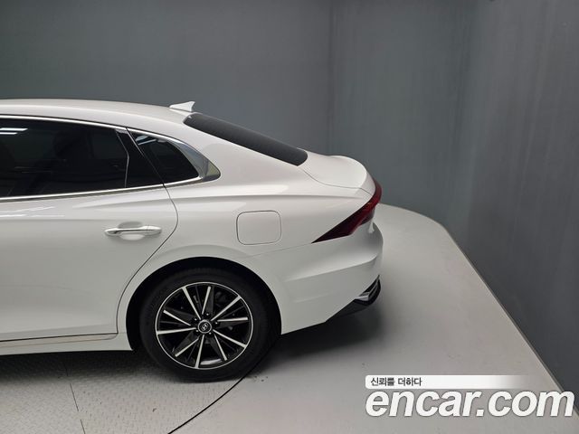 Hyundai Grandeur (IG) 2.5 Le Blanc 2023 — фото 19