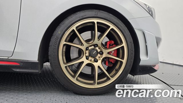 Hyundai Veloster (JS) 2.0 N 2019 — фото 21