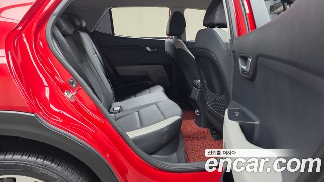 Kia Stonic Diesel 1.6 Prestige 2019 — фото 11