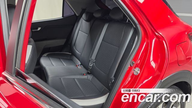 Kia Stonic Diesel 1.6 Prestige 2019 — фото 12