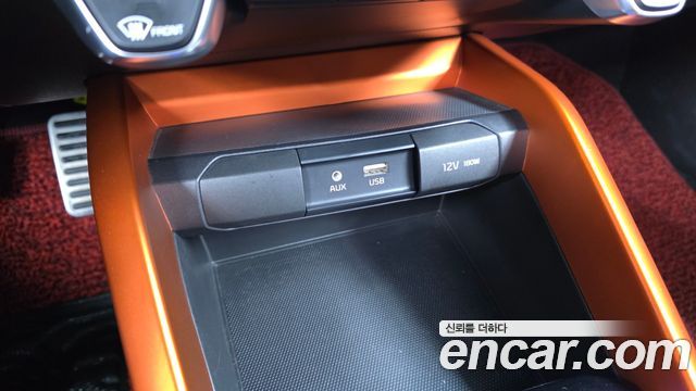 Kia Stonic Diesel 1.6 Prestige 2019 — фото 17