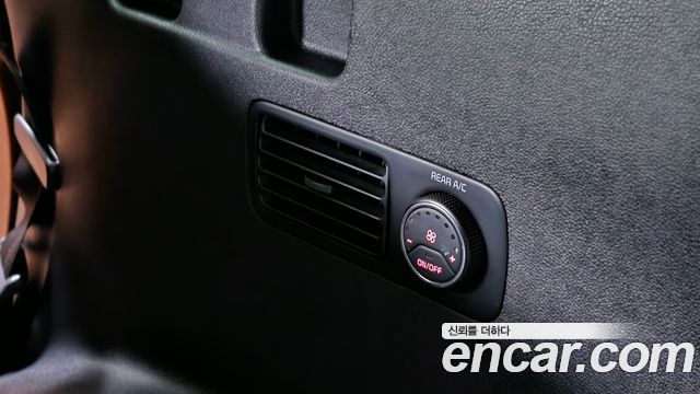 Kia Sorento Gasoline 2.0 Turbo 2WD Master Special 2020 — фото 32